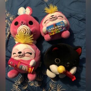 ✨ Bundle of 4 Zuru Snackles Series 1 plush toys